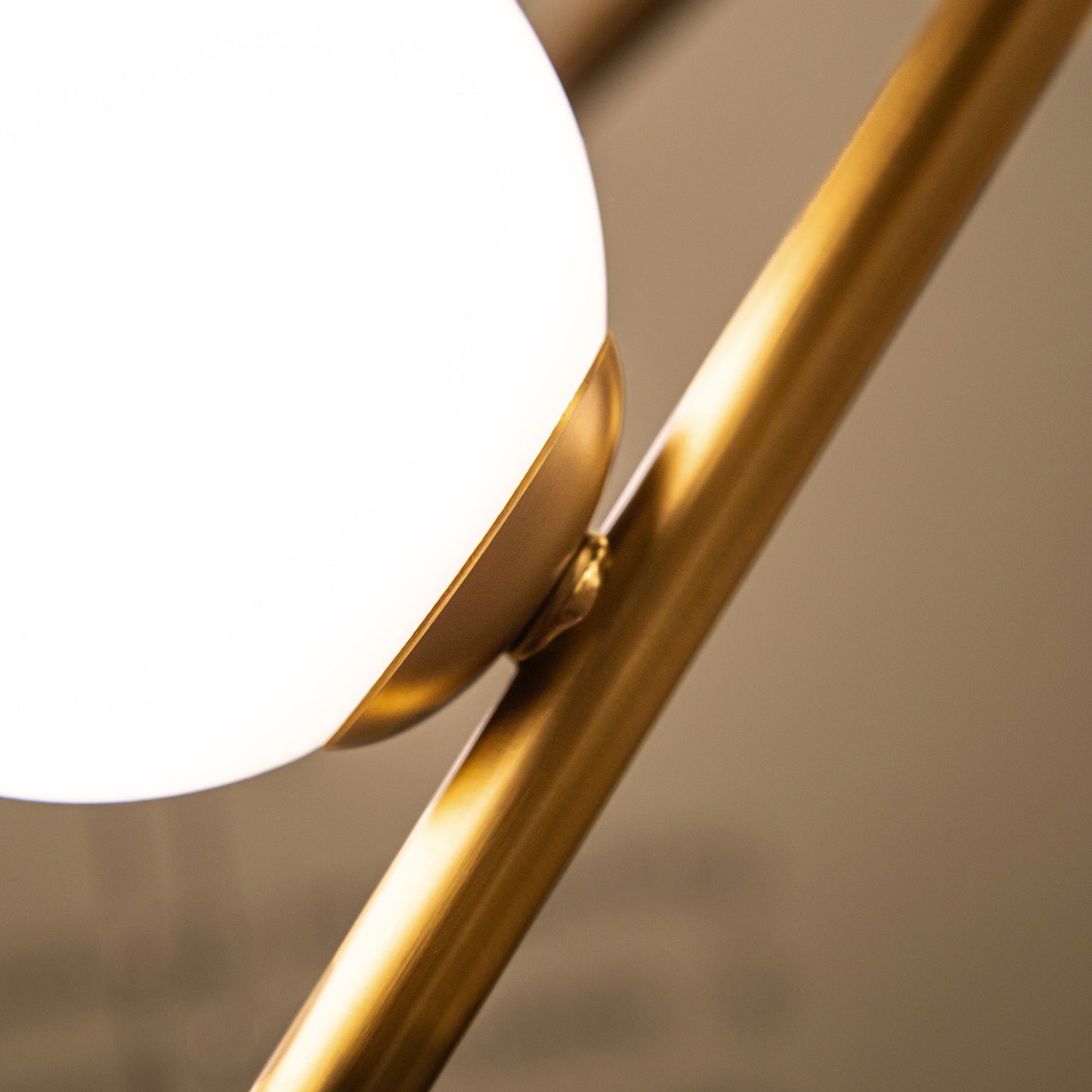 Amara 32-in Chandelier