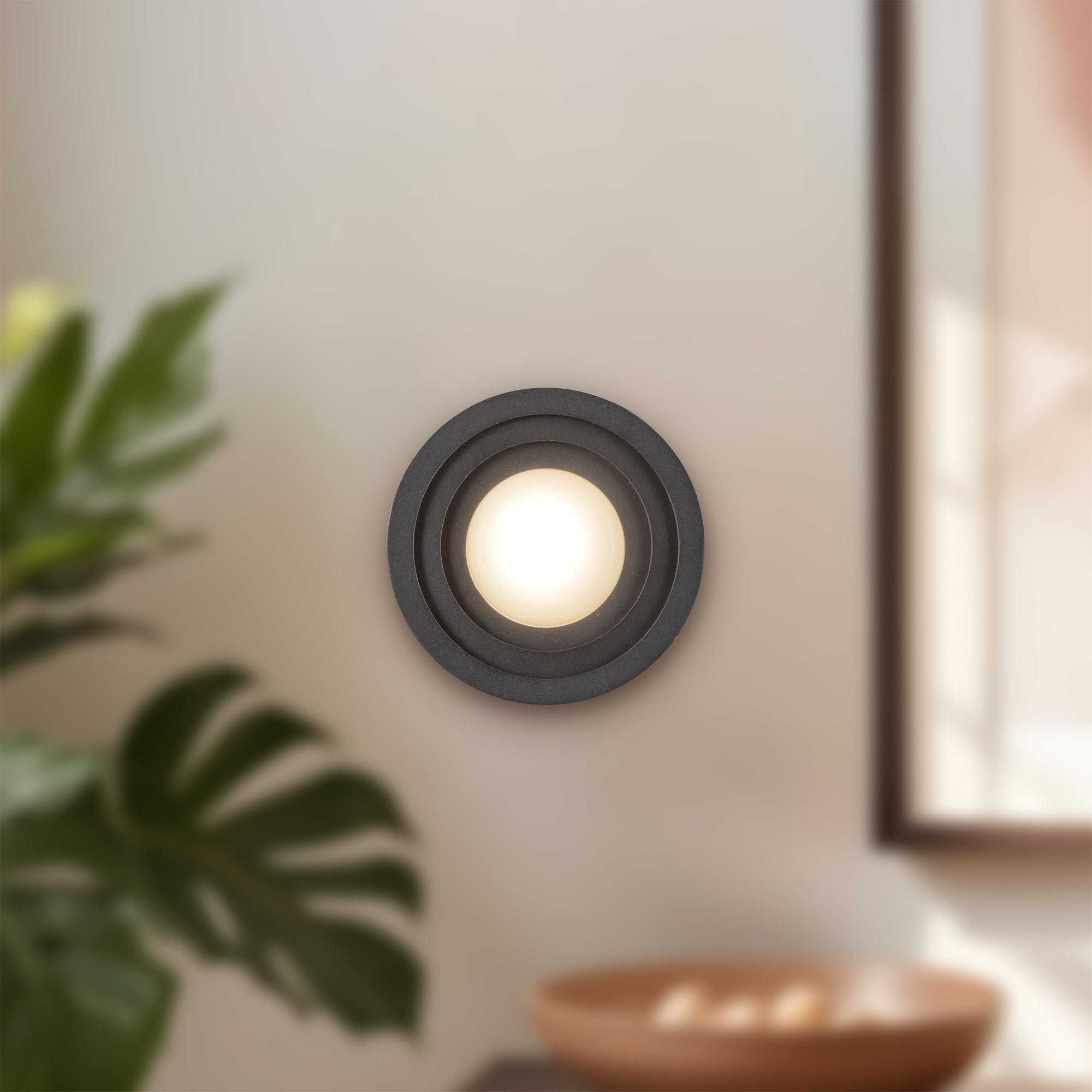 ARCO マッドボール　 ウォーター・スカーター　スロビュラス Arco 5-in Wall Sconce – Kuzco Lighting