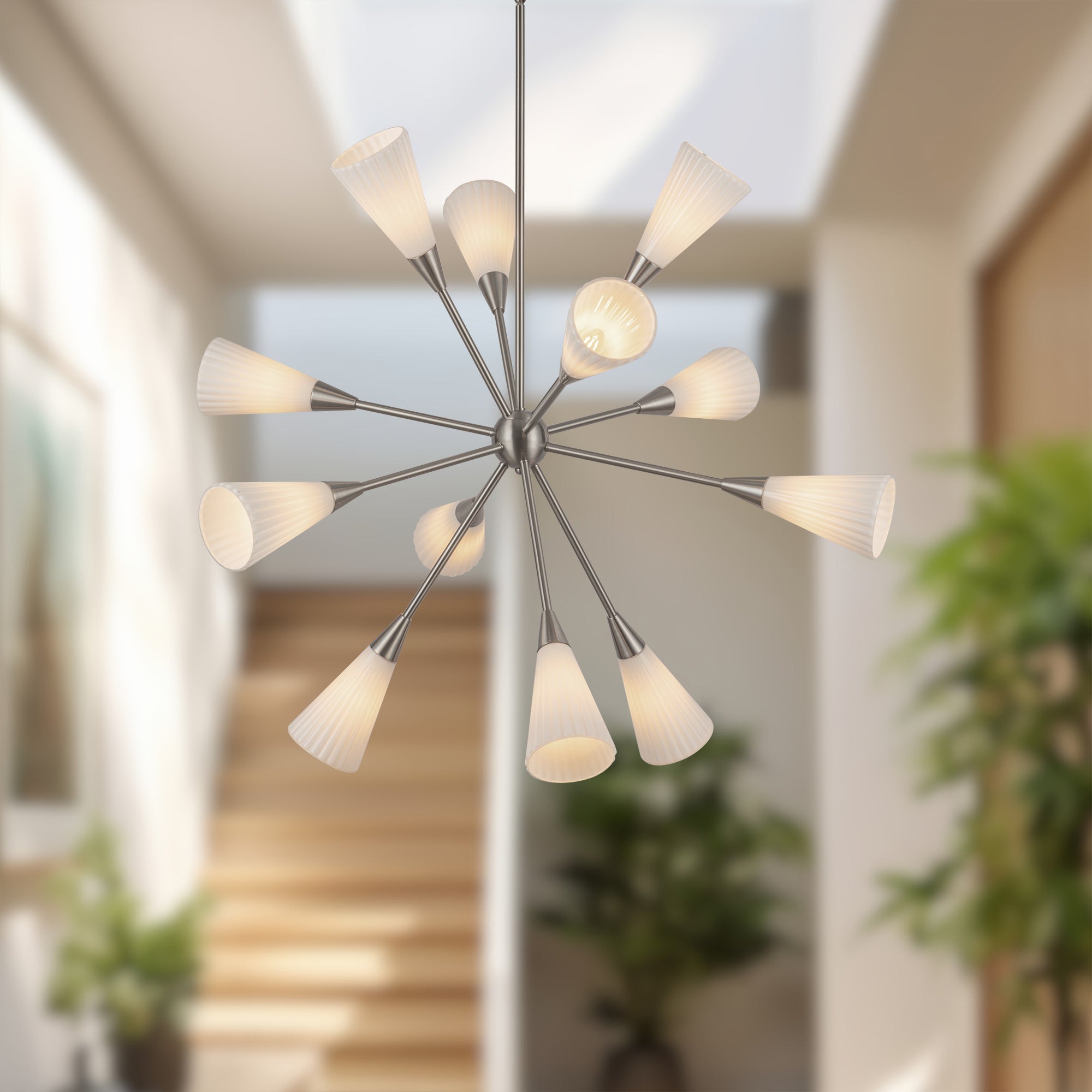 ⚠️ゆっきー⚠️「Chandelier」Novelbright Vida 36-Inch Chandelier in Burnished Gold by Fredrick Ramond