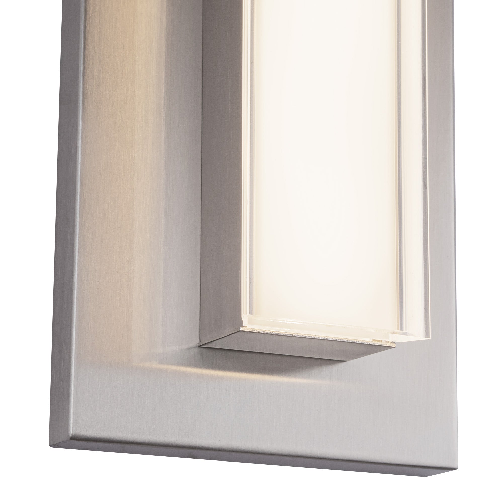 MINIQLO / Viento Blanco ガーネットクロウ Garland 15-in Wall/Vanity Light – Kuzco Lighting