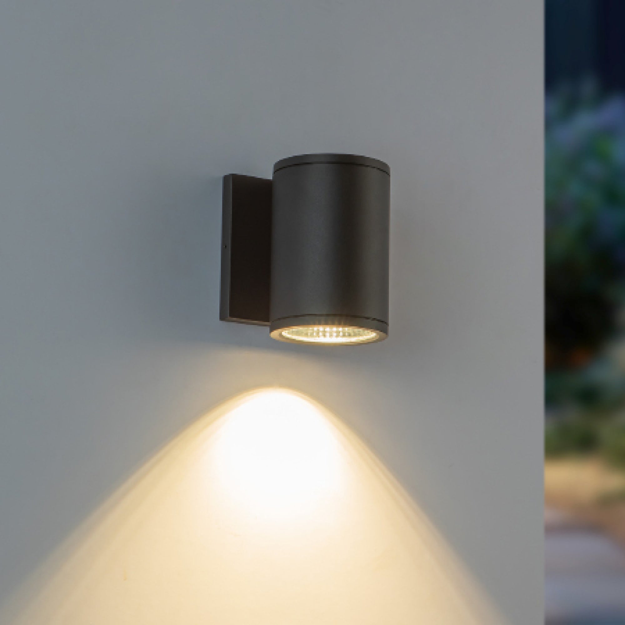 Nordic 5-in (3-in Dia.) Exterior Wall – Kuzco Lighting