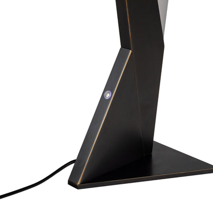 Tachi 22-in Table Lamp