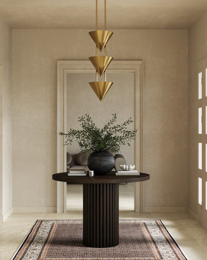 Versus 28-in Pendant