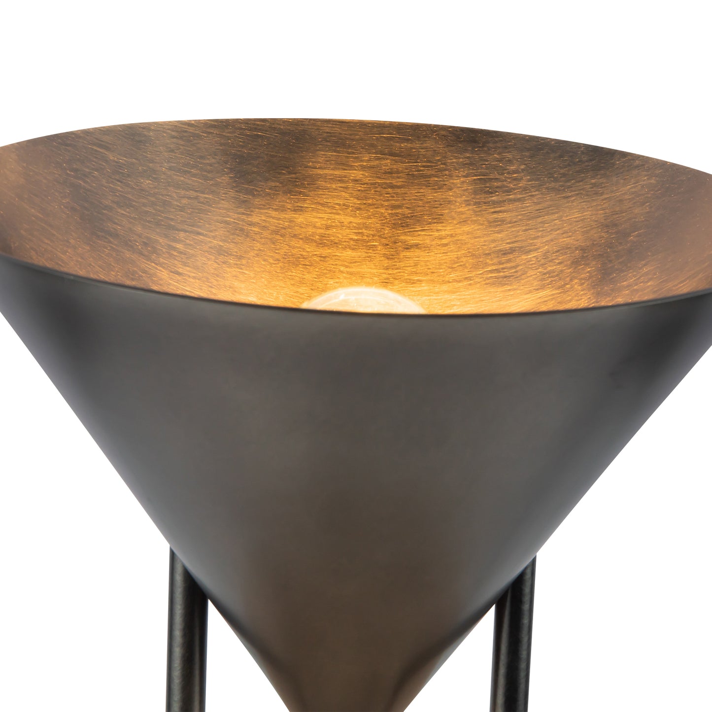 Versus 15-in Table Lamp